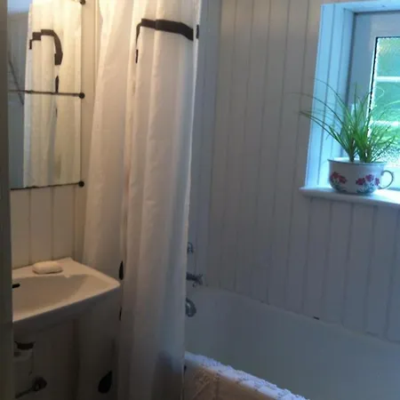 Hasselgren Bed & Breakfast